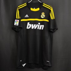 Real Madrid 2011-2012 Goalkeeper Classic Shirt