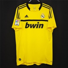 Real Madrid 2011-2012 Goalkeeper Classic Shirt Yellow